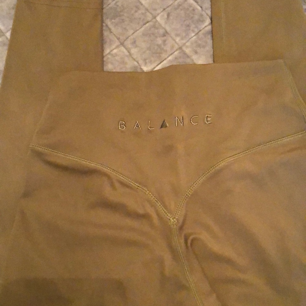 Balance Athletica green cloud legging. Size small